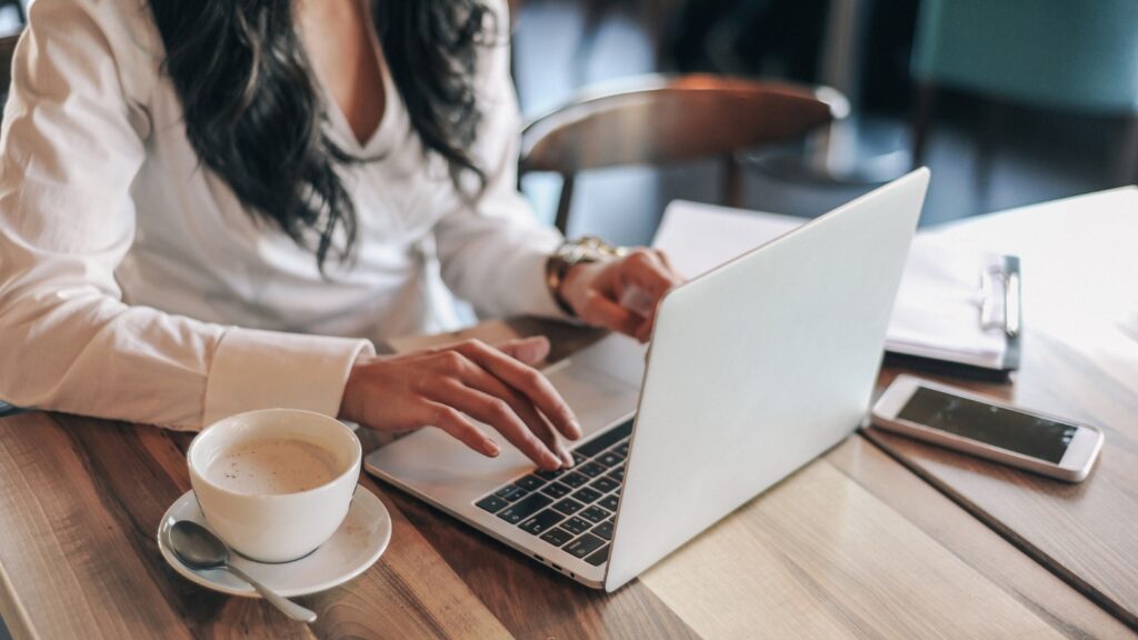 Thinking About Hiring a Business Coach in 2026?